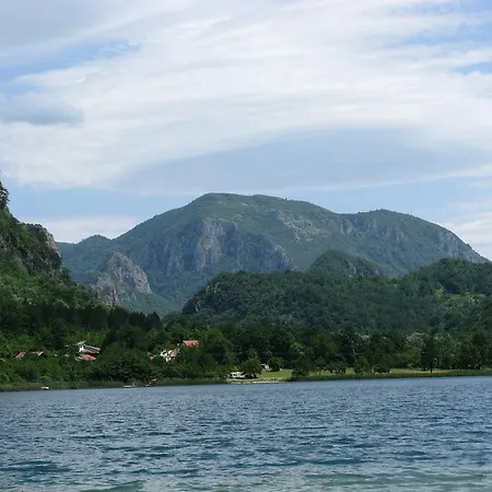 Boracko Jezero (Konjic)