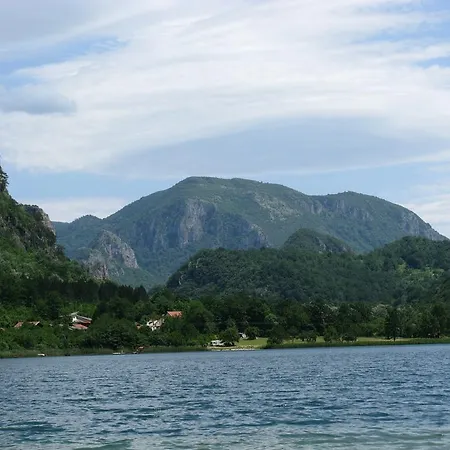 Boracko Jezero (Konjic)